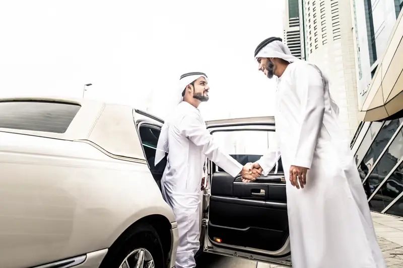 Dubai chauffeur service offering airport transfers and group travel with professional drivers handling luggage and ensuring timely arrivals for business or leisure.