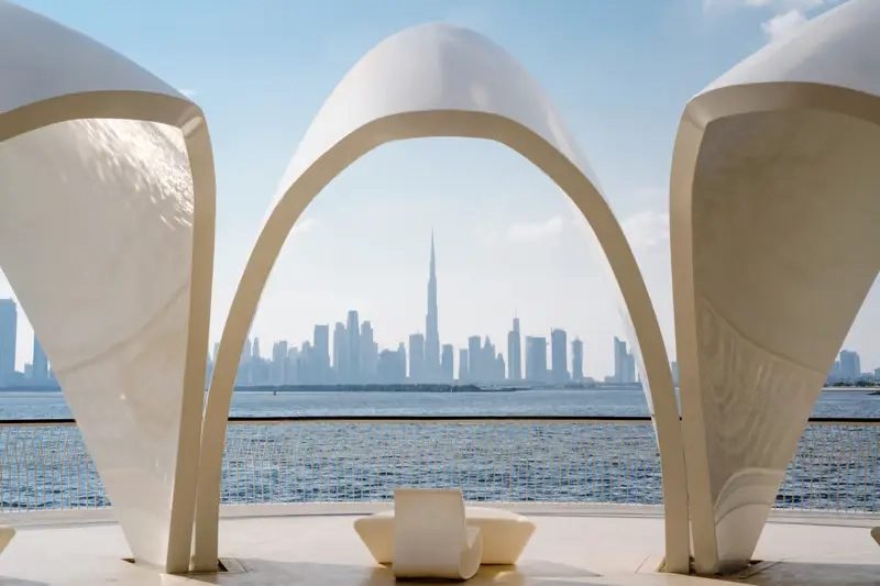 Elegant luxury chauffeur service in Dubai offering personalized travel experiences that blend the city’s vibrant energy with premium comfort and style.